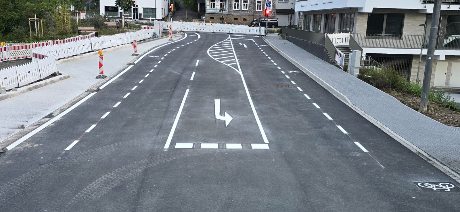 Fahrbahn- und Straßenmarkierung – Projektbild 01