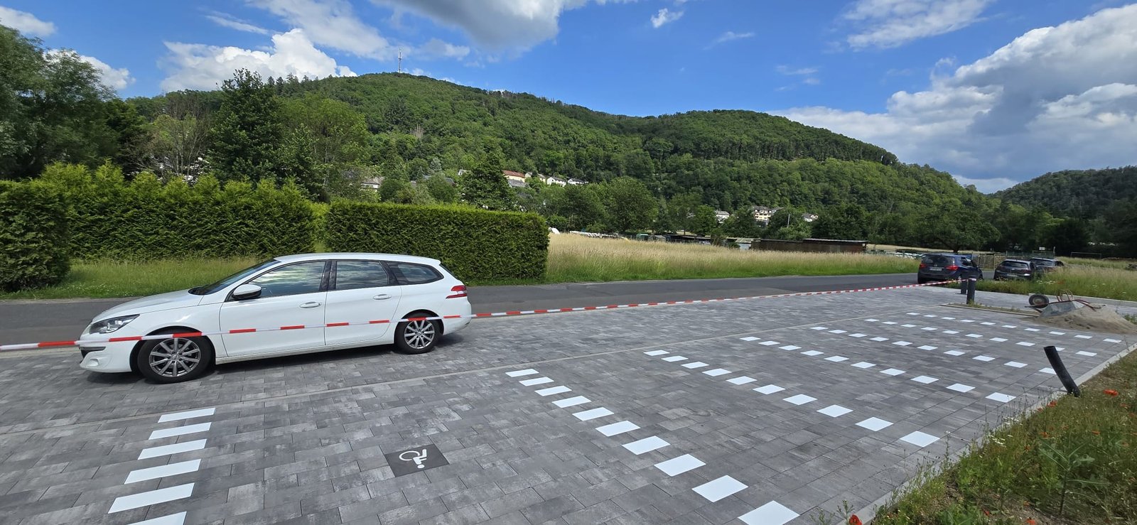 Fahrbahn- und Straßenmarkierung – Projektbild 08